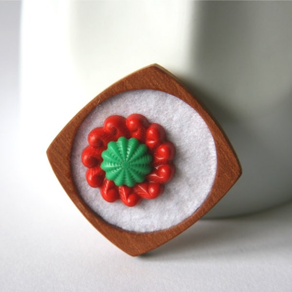Vintage Buttons in Red, Green and White Brooch, Lace and Mahogany Series