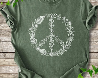 Chemise florale signe de paix Comfort Colors®, chemise bohème de paix, t-shirt fleur hippie, t-shirt symbole de paix rétro, t-shirt esthétique spirituel, cadeau pour elle