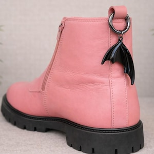 Schuhanhänger ailes de chauves-souris, Zubehör für Flaschen. Stiefel Charms Körbe