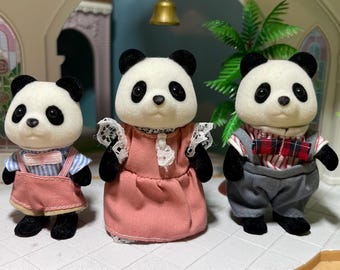 Sylvanian Families | Calico Critters | Bamboo Panda Family | Father, Mother, and Brother | No Box | Pre Loved