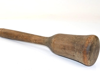 Vintage en bois pilon maillet / pilon de cuisine antique primitif ferme rustique