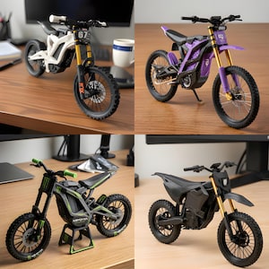 Peut inclure: Quatre mini motos tout-terrain électriques de différentes couleurs : blanc, violet, noir et noir avec des touches de vert. Chaque moto présente des pneus, des suspensions et des guidons détaillés, mettant en valeur un design moderne. Les motos sont exposées sur une surface en bois.