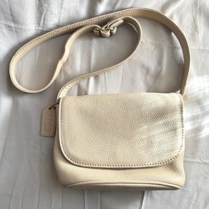 COACH コーチ コレット レザー トートバッグ ベルトデザイン 