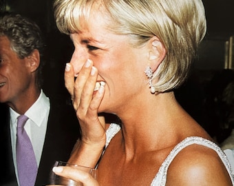 Vintage Princess Diana Photography Book Tribute by Tim Graham| 90s Fashion Inspiration