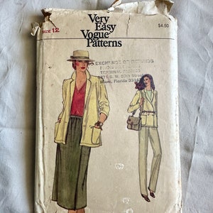 Very Easy Vogue 7317 | Vintage Vogue Very Easy Sewing Pattern | Vintage Sewing Pattern | Women&#39;s Sewing Pattern