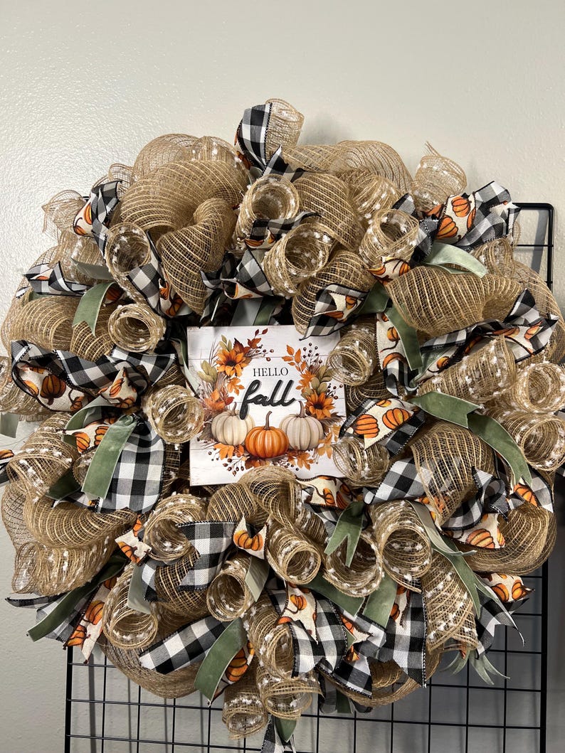 Hello Fall wreath image 1