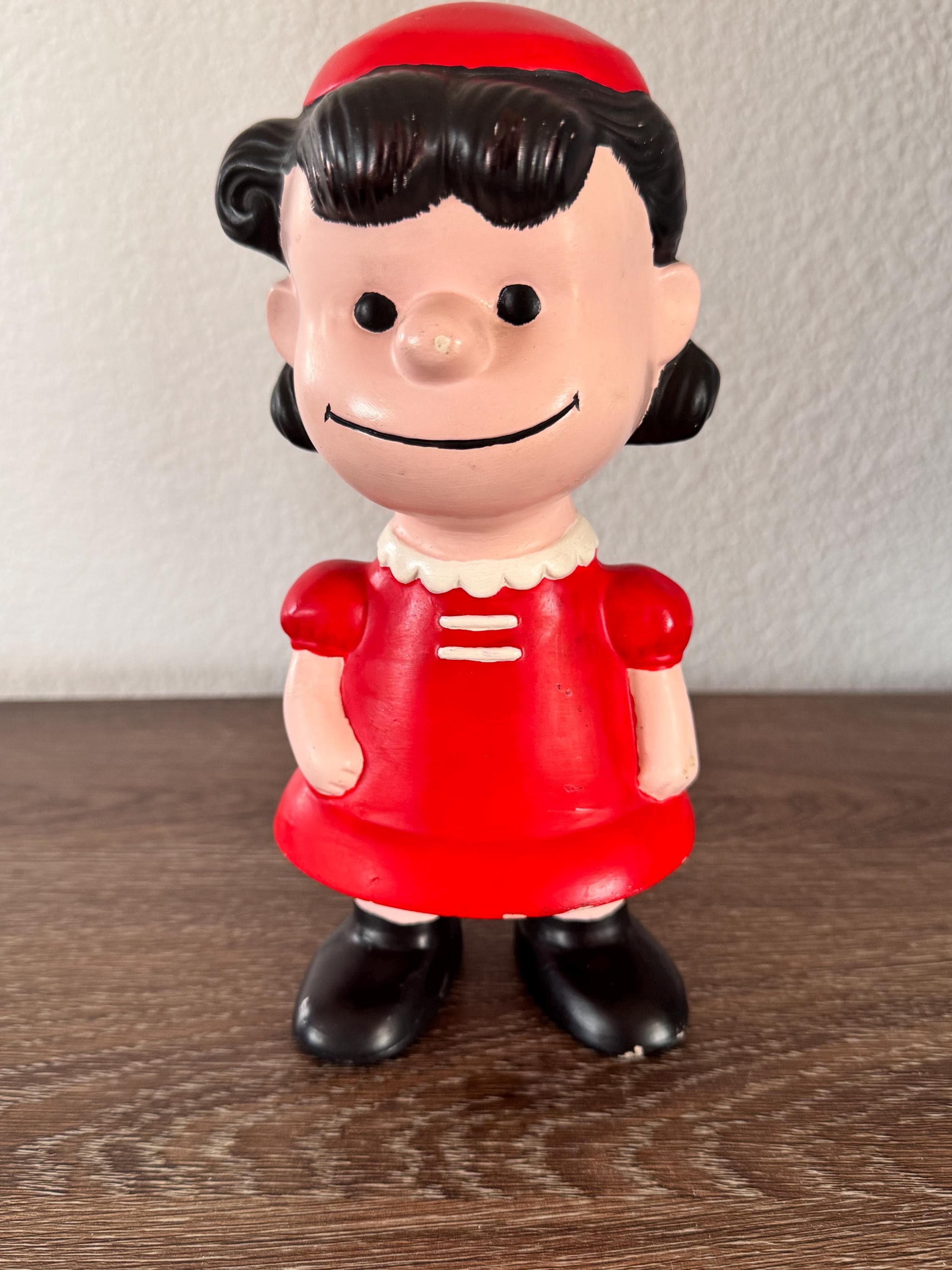 Lucy Van Pelt - Etsy