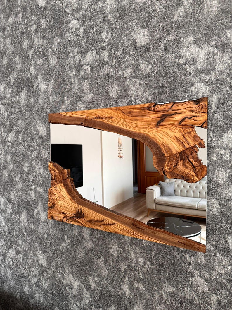 Handgemaakte houten spiegel, olijfhouten spiegel, live edge olijfhouten wandspiegel – badkamerspiegel, spiegel in de hal afbeelding 15