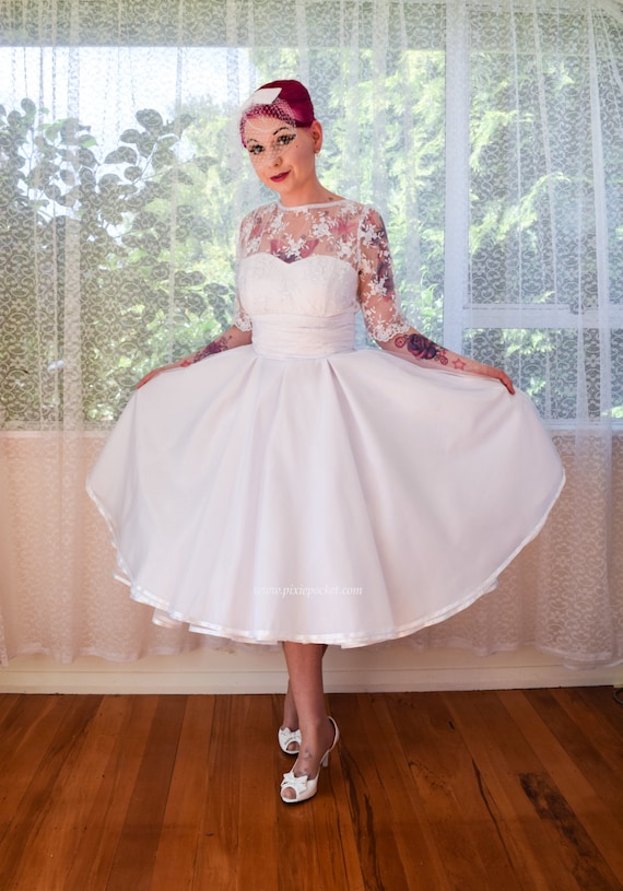 Clover Bridal Vintage High Collar Pearl Wedding Dress for Bride White Under 100
