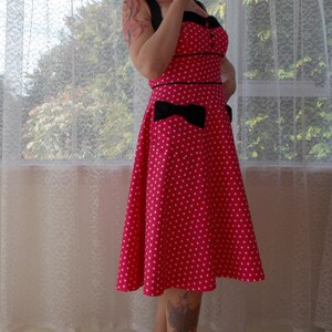 Rockabilly 1950s 'Jenny' Polka Dot Dress with Sweetheart Neckline, Black Lapels and Bow Pockets Any Colour Custom made to fit image 3