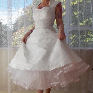 1950's nancy White Wedding Dress With a Sweetheart Bodice, Lace Overlay ...