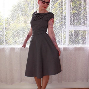 1950s Retro Mary Office Dress with Full Skirt, Peter Pan Collar and Puff Sleeves Any Colour Custom made to Fit image 2