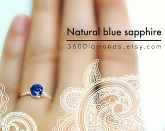 Blue sapphire solitaire ring, ultramarijn verlovingsring, September birthstone ring, belofte ring, 6 prong ring, taps toelopende zilveren ring