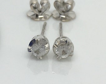 Mannen Stud Earrings stud earrings, verlichte kryptonite stud oorbellen voor mannen, natuurlijke witte saffier stud earrings, smalls stud oorbellen, D304