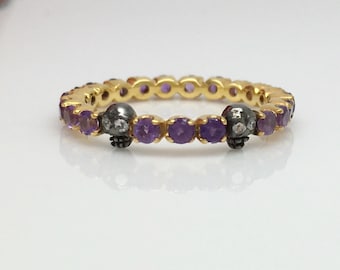 Mystische Maulbeere Amethyst Ring, Amethyst Ewigkeit Ring, limitierte Auflage Ring, dünne gold Ring, Ehering, Schädel-Ring