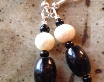 Fresh water pearls and black glass bead handmade earrings