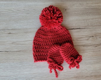 Baby Crochet Red Beanie Hat and Mittens set, Newborn size, Thumbless Mittens