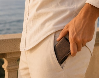 Portafoglio da uomo in pelle marrone con protezione RFID | Porta carte a scomparsa minimalista | Portafoglio elegante e raffinato in stile vintage | Regalo elegante per uomo