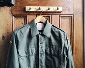 Khaki green shirt small sustainable vintage clothing top casual warm heavyweight collar mens womens outdoors Dolly Topsy Etsy UK
