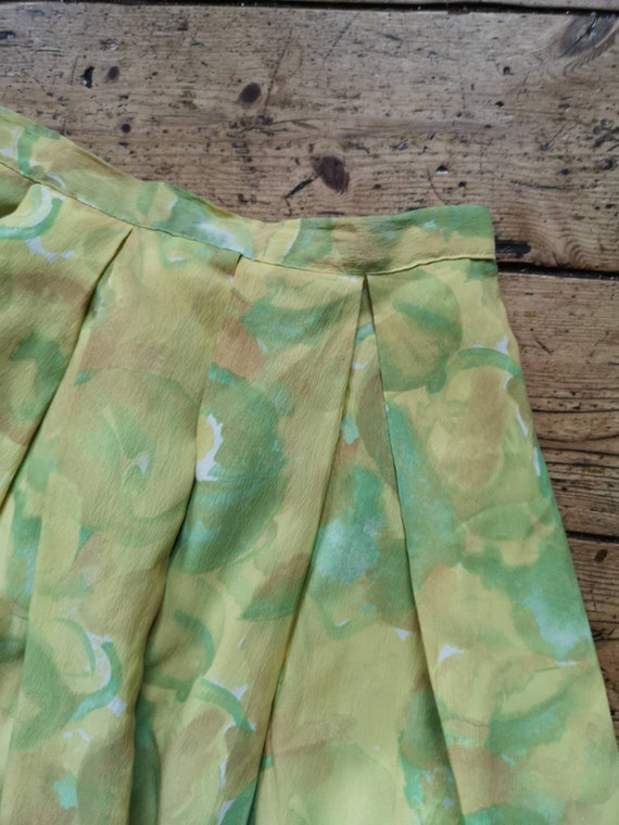 Vintage 50s skirt vibrant lime lemon light fabric - image 2