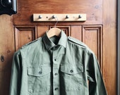 Khaki green shirt small sustainable vintage clothing top casual warm heavyweight collar mens womens outdoors Dolly Topsy Etsy UK