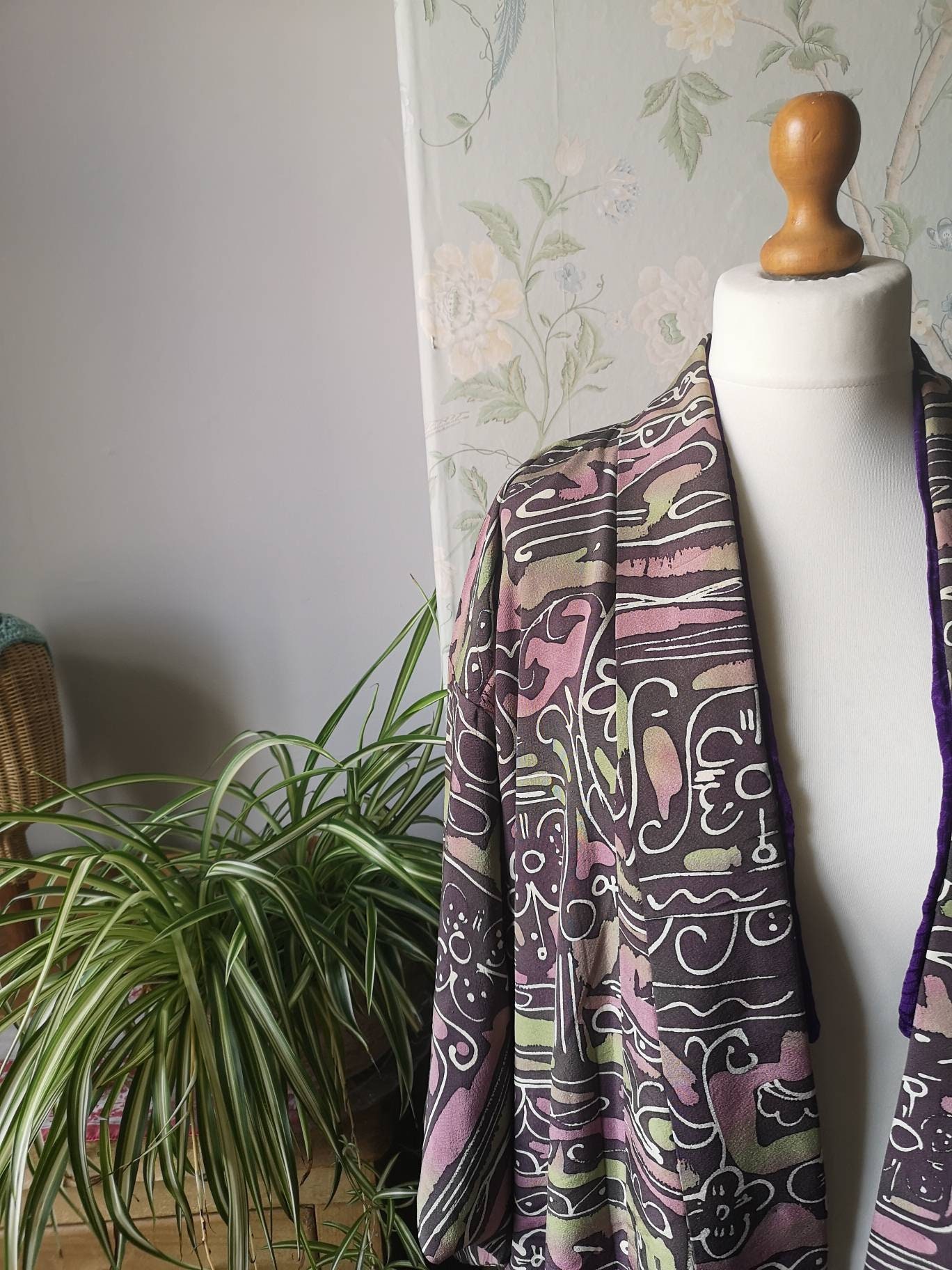 Image of Vintage Japanese Long Kimono Jacket Pink Purple Robe Floral Bohemian Hippie Coat Party Womens Clothing Retro Traditional Dolly Topsy Etsy Uk