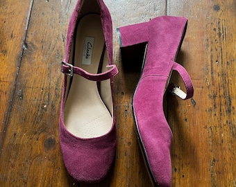 Mary jane shoes size 7 pink purple raspberry block heeled suede leather cottage going out minimalist