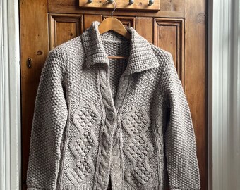 Ladies vintage hand knitted cardigan jumper grey chunky cable design medium  sweater cream cottage core neck winter knitwear