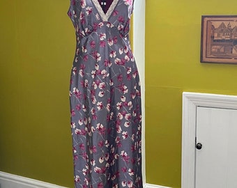 Ladies floral slip dress size 8 small  sustainable sleeveless top vintage clothing summer dresses 90s clothing grey purple satin midi