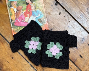 Crochet gloves fingerless mittens cabin core womens hand made knitted gift for mum birthday present black pink green winter uk