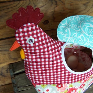 Chicken Tea Cozy PDF Sewing pattern muffin cozy, cookie cozy, egg cozy... it's all quilted and cozy image 2