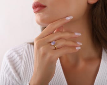 Anillo ovalado de alejandrita, anillo de piedra natal de junio, anillos para mujer, joyería de piedra natal, anillos de plata de ley 925 para mujer, joyería minimalista