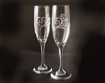 Etched Personalized Champagne Flutes - Wedding Toasting Flutes - Sweetheart Roses Toasting Flutes