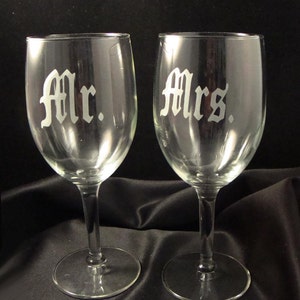 Custom Etched Wine Glasses Bride and Groom Wine Glasses Perfect for Wedding or Anniversary image 1