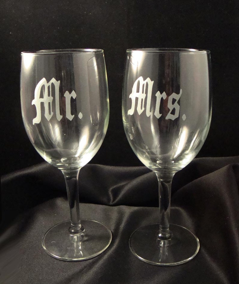 Custom Etched Wine Glasses Bride and Groom Wine Glasses Perfect for Wedding or Anniversary image 1