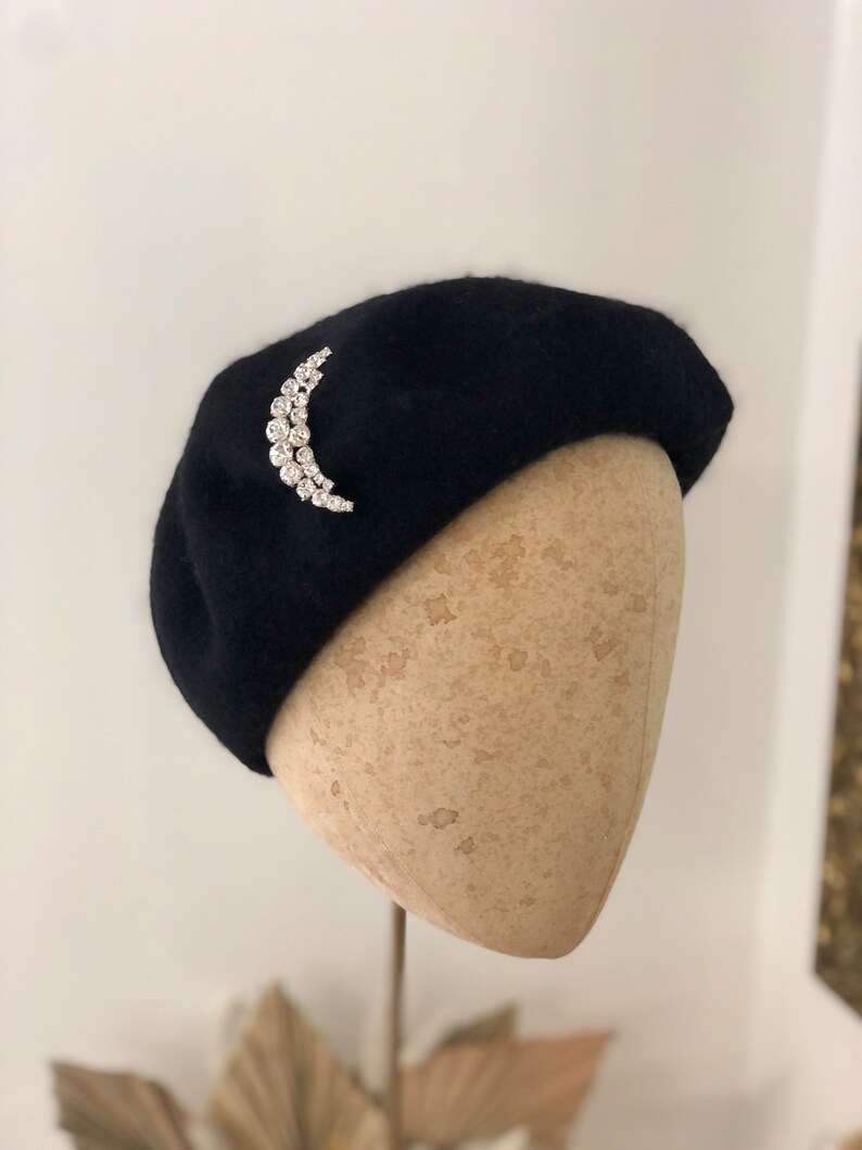 Black Beret With Optional Veil and Accessories With one moon brooch