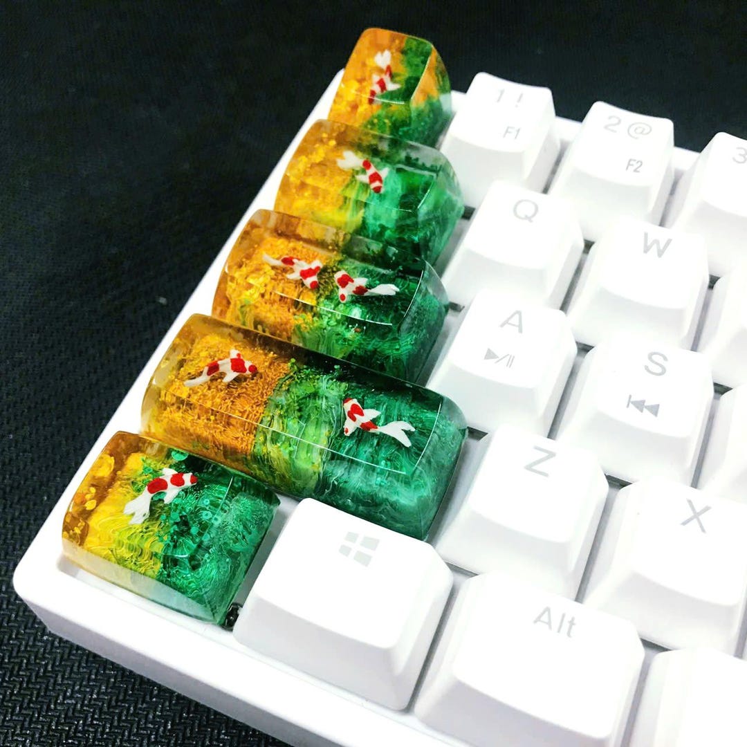 Set of 5 SA Profile Koi Fish Keycaps With Yellow-green Background for ...