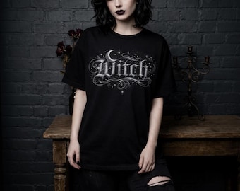 Camiseta con luna creciente y letras de bruja / Diseño gótico ocultista celestial
