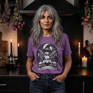 Häxbryggning Graphic Tee, "Brygger upp problem" Gotisk Halloween T-shirt
