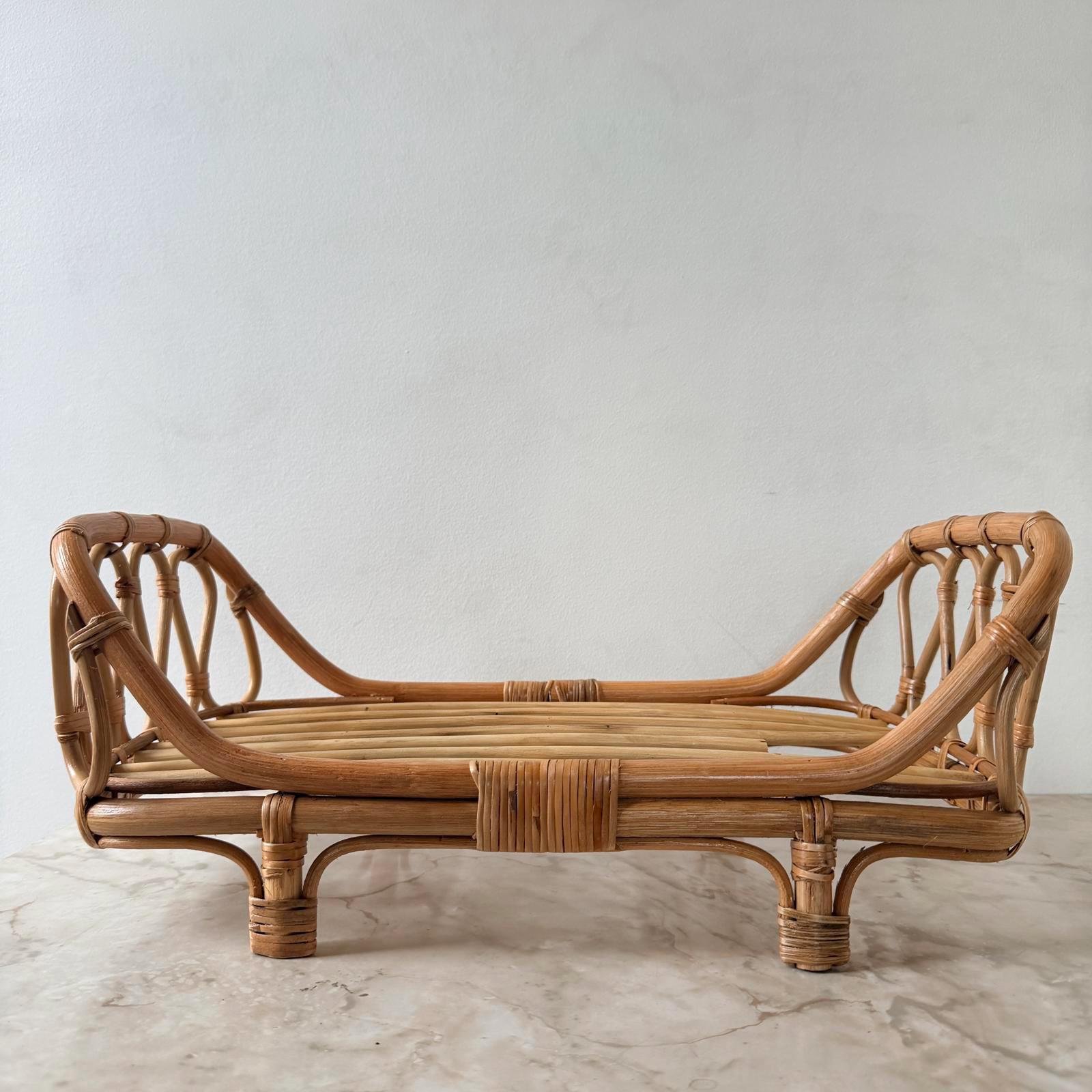 Rattan doll bed - Etsy 日本