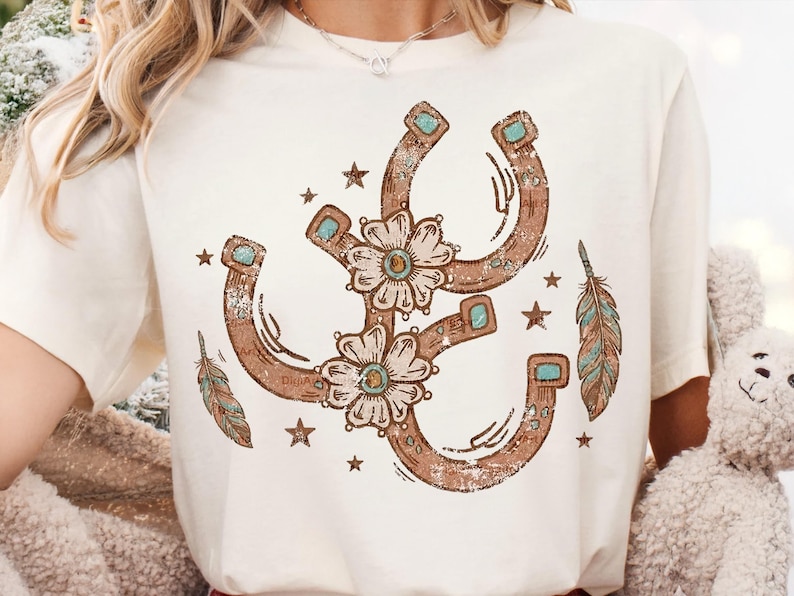Vintage Western Cowgirl PNG, Boho Hästsko Blommig Blågrön Turkos Distressed Sublimation Tee Grafik bild 1