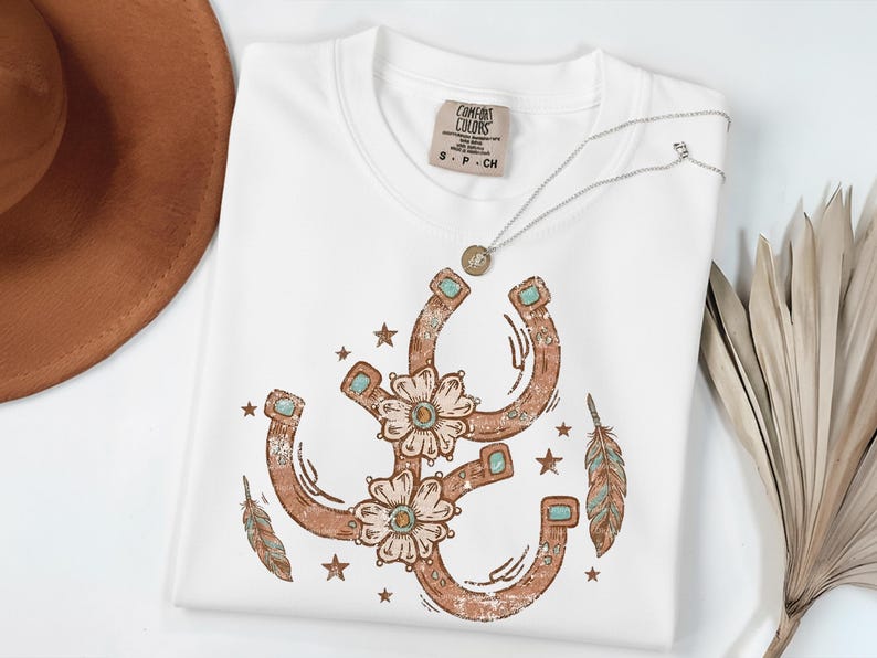 Vintage Western Cowgirl PNG, Boho Hästsko Blommig Blågrön Turkos Distressed Sublimation Tee Grafik bild 4