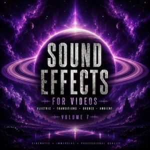Könnte beinhalten: Eine digitale Grafik mit einem großen violetten Planeten mit Ringen vor einem Nebelhintergrund. Der Text lautet: SOUND EFFECTS FOR VIDEOS, ELECTRIC, TRANSITIONS, DRONES, AMBIENT, VOLUME 7, CINEMATIC, IMMERSIVE, PROFESSIONAL QUALITY.
