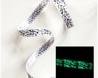 Glow in the Dark Ribbon, Black & White, 5/8 Inch, 5+ Yard Length, for Gift Wrap, Prom, Party Favors, Hair Accessories, 5/8”