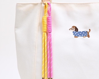 Knotenseil-Taschenanhänger, minimalistisches Design, handgefertigter Schlüsselanhänger, modisches Accessoire