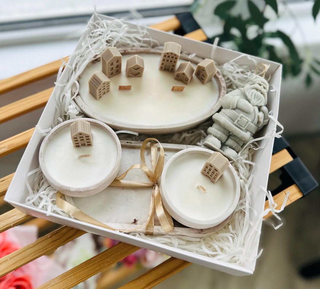 Handmade Soy Christmas Candle Gift Set • Holiday Scent & Decorative ...