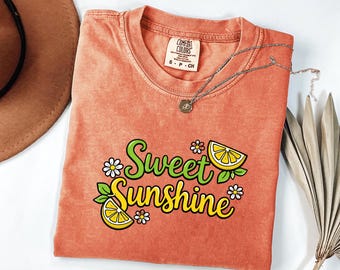Sweet Sunshine Lemon Graphic Tee, Retro Daisy Summer Shirt, Citrus Fruit Aesthetic Gift for Her, Happy Sunny Day