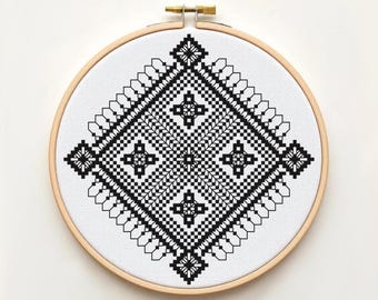 Checkerboard Rosette - Blackwork Cross Stitch Pattern - Geometric Chess Rosette PDF - Counted Cross Stitch Chart