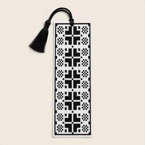 Marcapáginas de mosaico folclórico - Patrón de punto de cruz - Marcapáginas geométrico en PDF - Patrón de punto de cruz tradicional en blanco y negro - Bordado folclórico