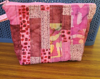 Handmade Quilted Zipper Pouch – Cosmetic Bag, Pencil Case & Craft Tool Organizer